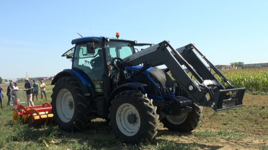 Valtra N 114 povukla Carrier 300 tanjuraču!