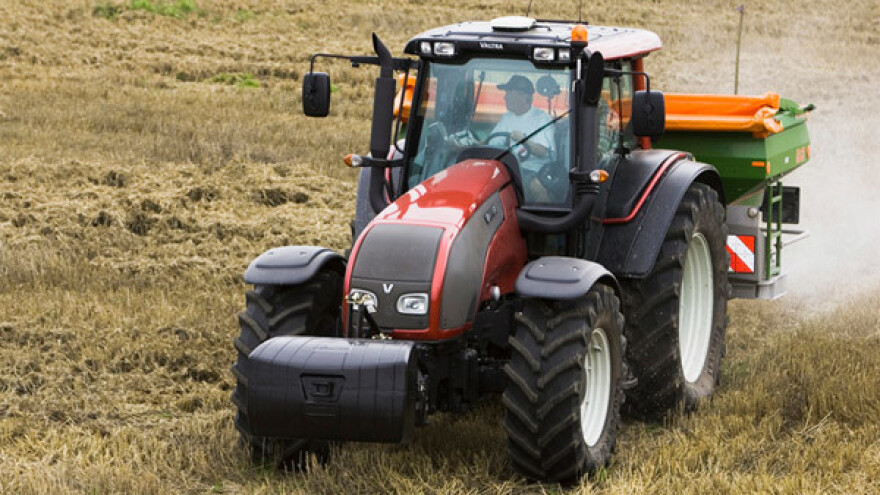 Traktor Valtra T