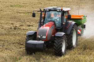 Traktor Valtra T