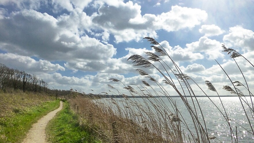 Nastavlja se suvo i vetrovito vreme