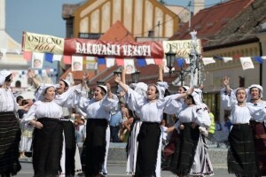 Zbog proboja virusa u samostan otkazani i Đakovački vezovi