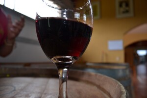 Dozrijevanje vina u podrumu za bolji okus