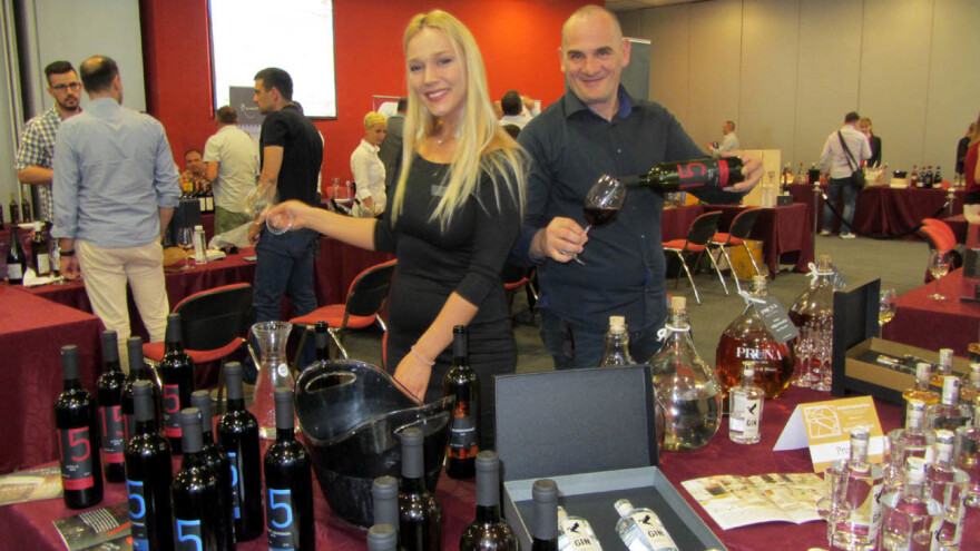 Prerada ploda, umesto izvoza - voćno vino od višnje