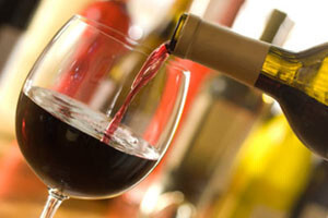 U nas je makedonski "vranac" - vino kuće
