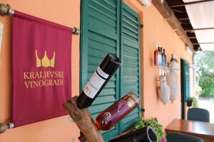 Vinarija iz Petrčana nagrađivana vina izvozi od Islanda do Japana
