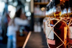 Viski najtraženije alkoholno piće u 2020. Od vina prednjači rosé