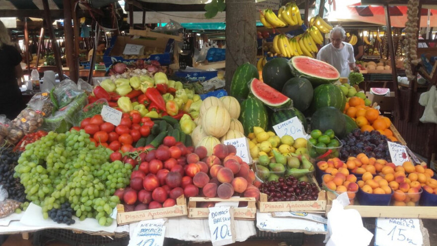 Breskve 10, marelice 15, a lubenica 5 kn/kg