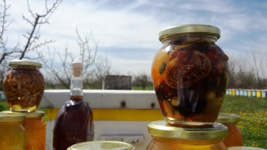 Koje voće najbolje ide uz med?