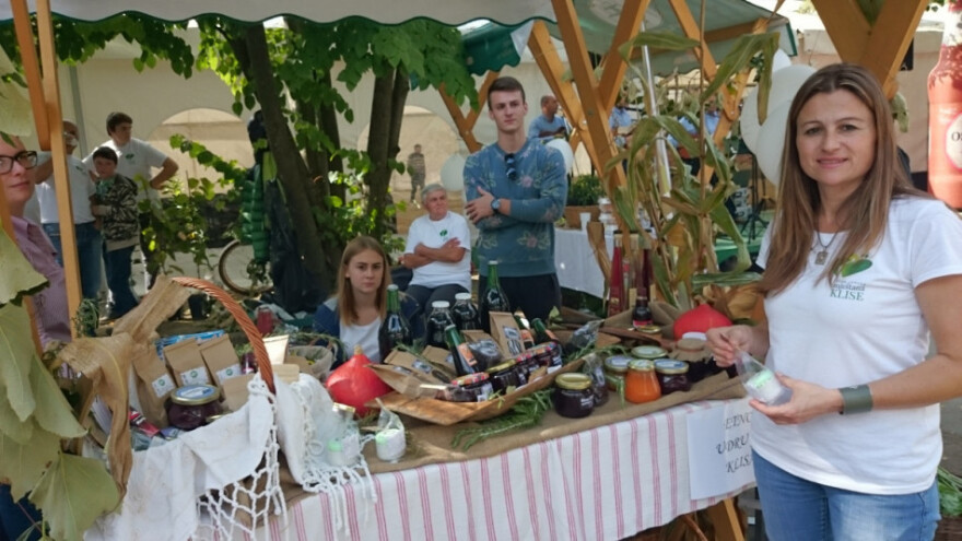 Prvo međunarodno ocjenjivanje voćnih vina