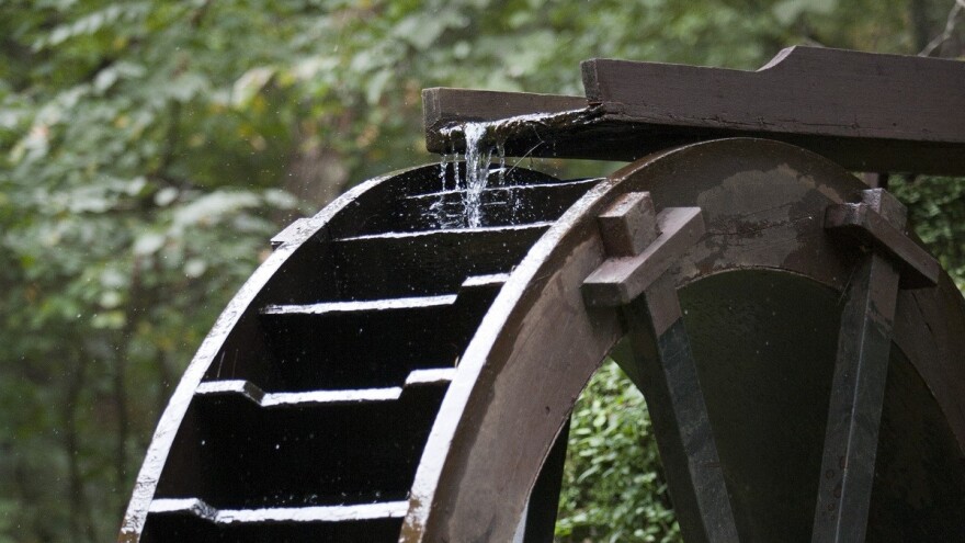 Zatrpali rukavac i zaustavili 300 godina staru vodenicu u kojoj mještani melju žito