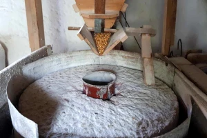 Iz kuhinje pravo do vodeničnog kamena iz 1821. godine