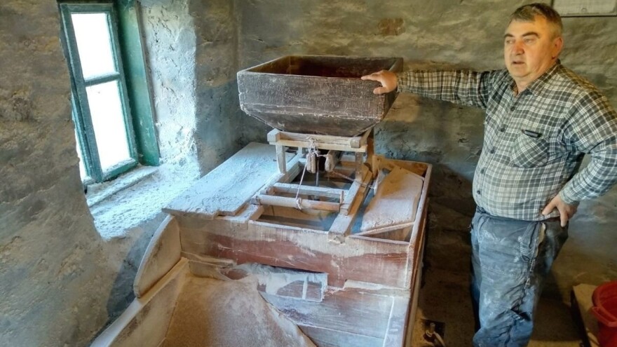 Vodenica u Stragarima melje pšenicu više od tri veka