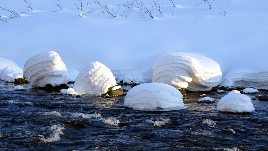 Raste vodostaj Miljacke i Jale