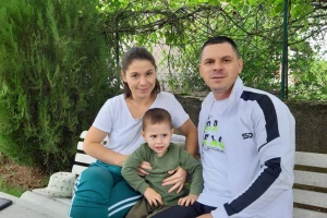 Zdravkovići iz grada u selo, da njihovom sinu ne bude "tesno"