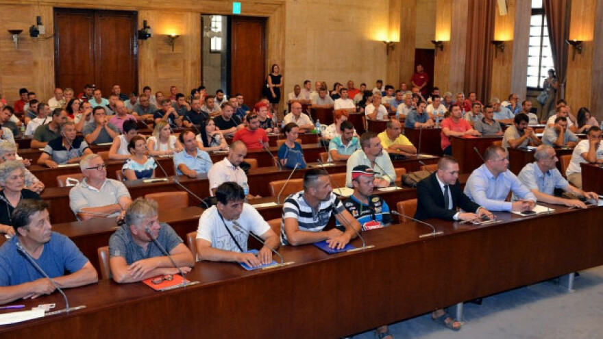 Uručen novac za navodnjavanje i bunare