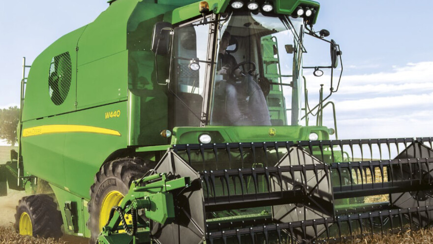 Kombajn John Deere W330/W440