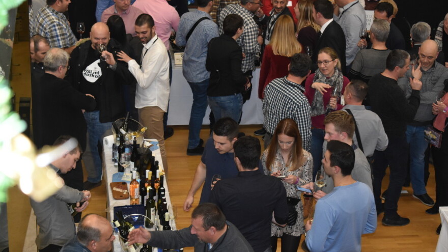 Ispratili smo WineOs: Budućnost vinarstva je u proizvodnji prirodnih vina?