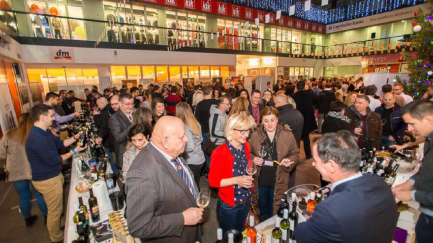 Treći WineOs okupio vinare u božićnom ugođaju