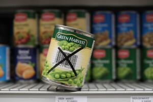 X na konzervama graška