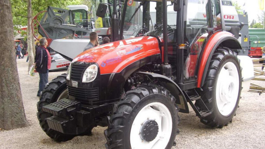 Traktor YTO 804