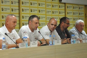 Poljoprivrednici glasno poručili: Nećemo odustati, ako treba, traktorima u Beograd