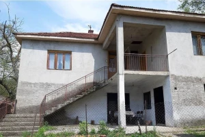 Za kupovinu seoske kuće sa okućnicom sada milion i po dinara