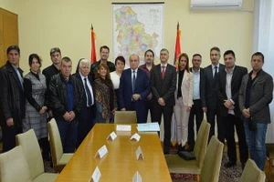 Potpisani ugovori sa osam zadrugara