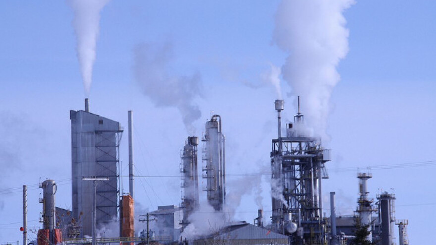 Emisija CO2 blizu rekordnih 37 milijardi tona