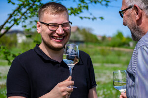 Prvi gastro-enološki Wine & Walk festival u tunelu Grič