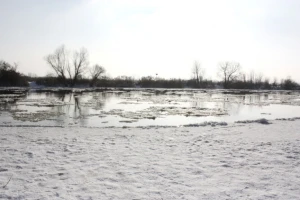 Počela odbrana vodotokova od leda