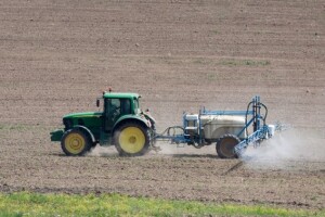 Sigurna uporaba pesticida za održivu poljoprivredu