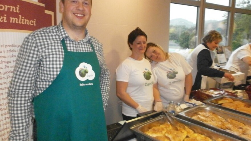 Najbolje štrukle ili štruklje spravlja Zebrano!