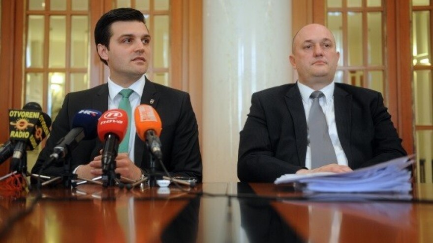 HDSSB: Kraljička za ministra poljoprivrede!