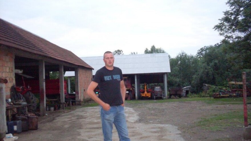 Gazdinstvo u kome se radi 18 sati na dan!