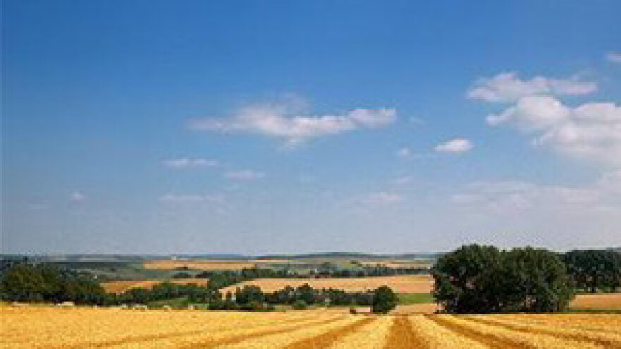 Zaustavljena primjena Zakona o poljoprivrednom zemljišu