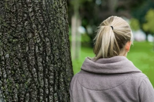 Prvo je tražio da mu prepišem pola kuće, a onda je počela vika i udaranje