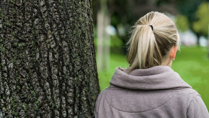 Prvo je tražio da mu prepišem pola kuće, a onda je počela vika i udaranje