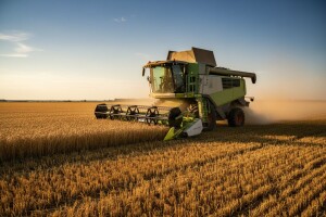 Žetva nije teška sa Deutz-Fahr C6205 kombajnom