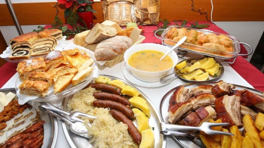 Možemo li se ugojiti 5 kg tokom božićnih i novogodišnjih praznika?