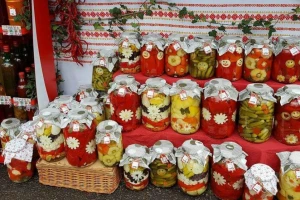Kako do ajvara, kiselih krastavaca, kompota i slatka bez konzervansa?