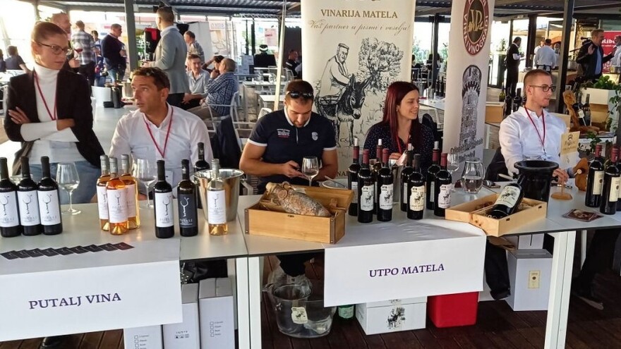 Otvoren je Zin fest - sve o Crljenku i rođaku doznajte u Kaštel Gomilici