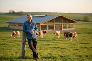 Živi u gradu, radi na selu