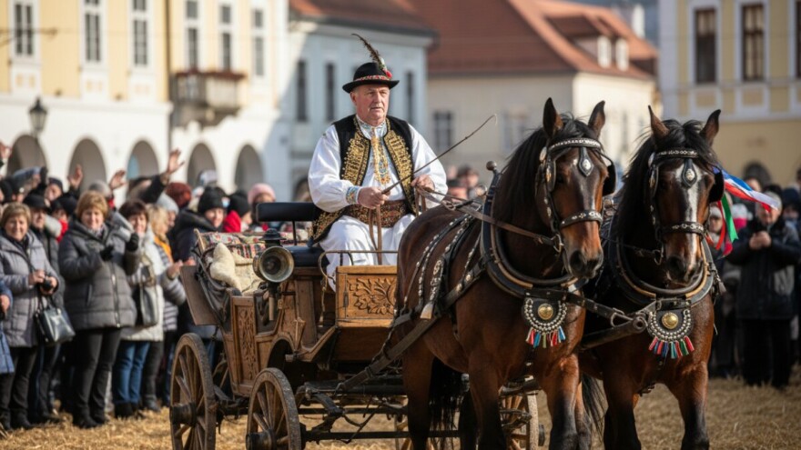 Zlatne niti na Šokačkom sijelu