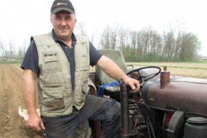 Svaki dan uz Stodjel, traktor od stotinu dijelova