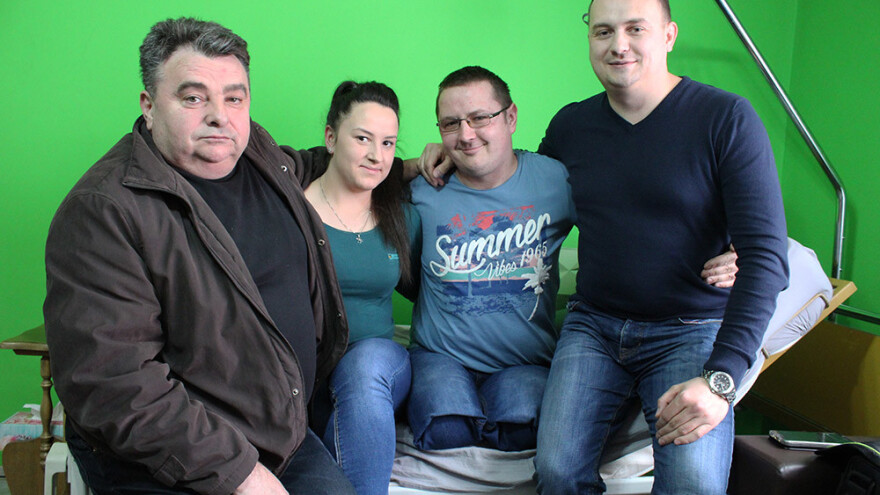 Zvonko Horvat lani je u nesreći s beračem kukuruza ostao bez ruke i nogu, sad mu trebaju proteze i naša pomoć